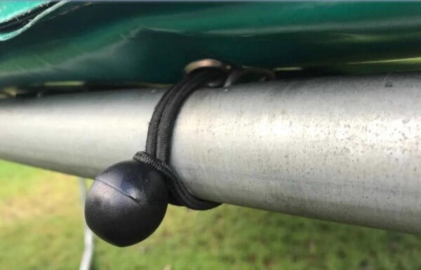 Gummizüge mit Toggle für Schutzpolster