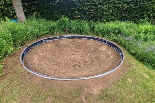 Installation Flat Round Trampoline (3) FLAT Bodentrampolin Installationsservice